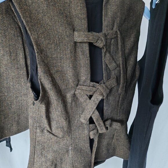 REFORMATION Sutton Top in Brown Herringbone, size 6 - Picture 6 of 8